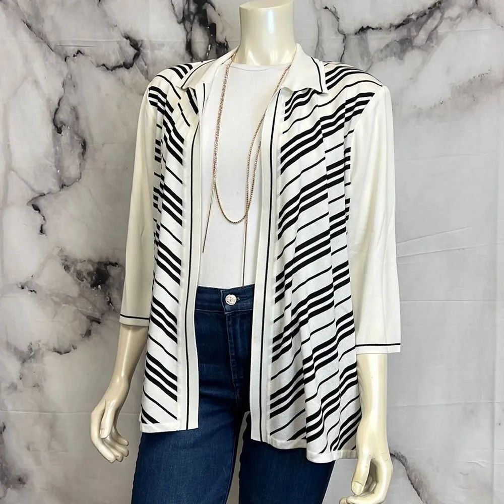 *Misook black and white jacket
